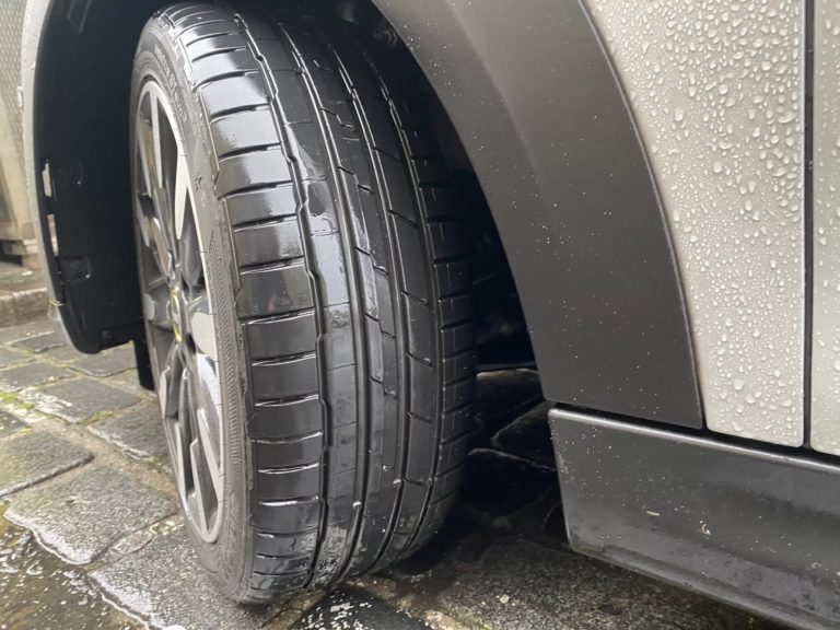 Testy letních pneumatik 2023: Důkladný přehled nejlepších modelů na trhu