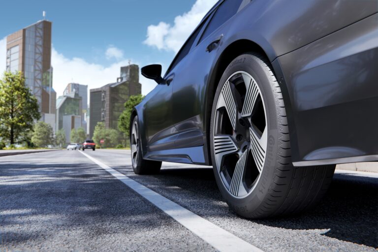 Škoda Elroq dostává 20palcové pneumatiky Continental EcoContact 7 v rozdílných rozměrech vpředu a vzadu