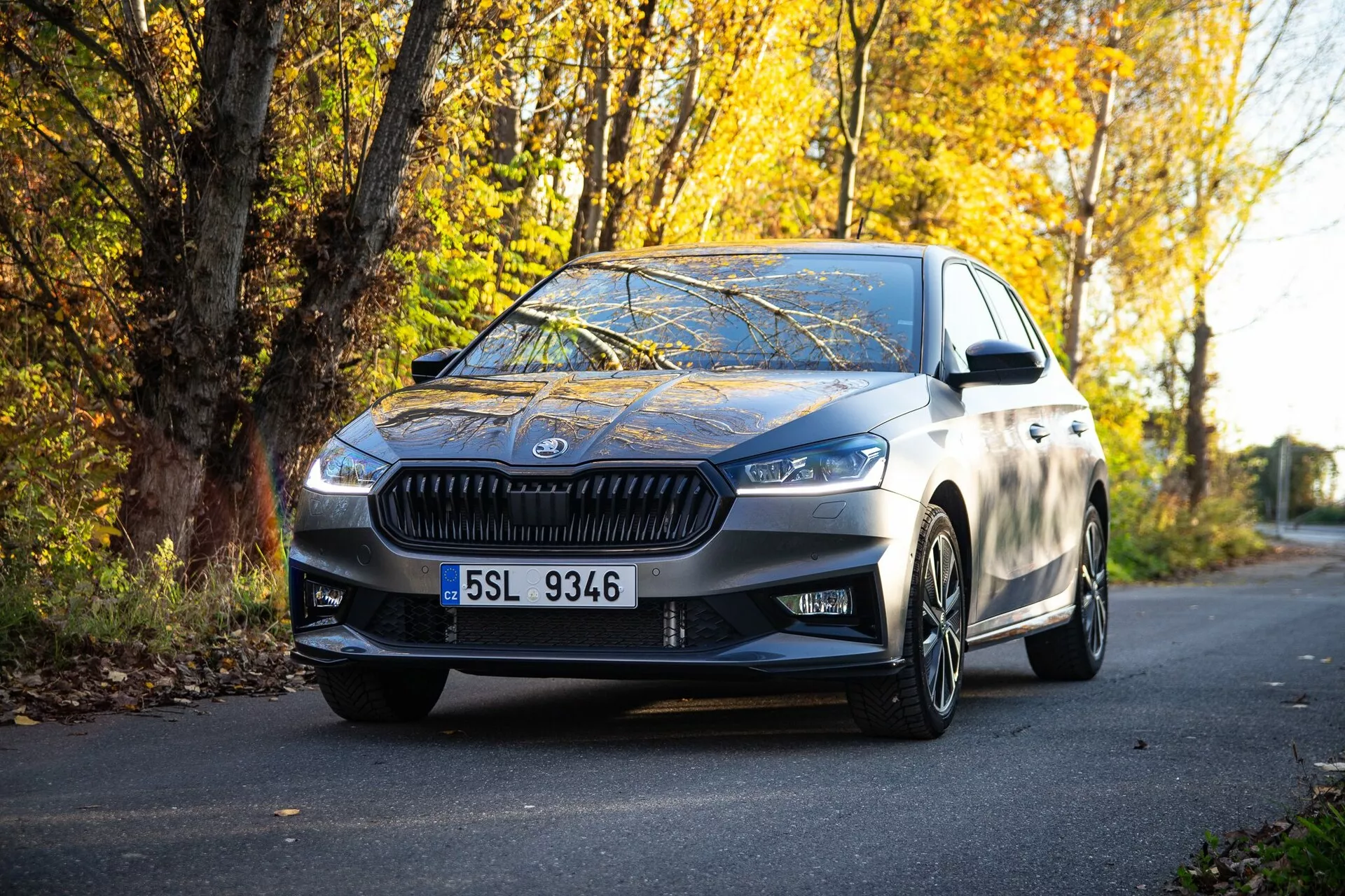 Zimní test pneumatik ADAC 2026: 16 pneumatik v rozměru 185/65 R15 — vítězí Continental, devět propadá