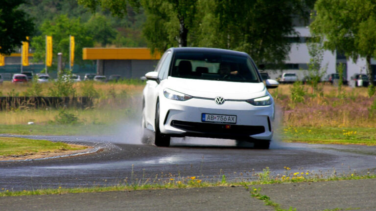 Test pneumatik Auto Žurnál 2026: 215/55 R18 — letní pneumatiky