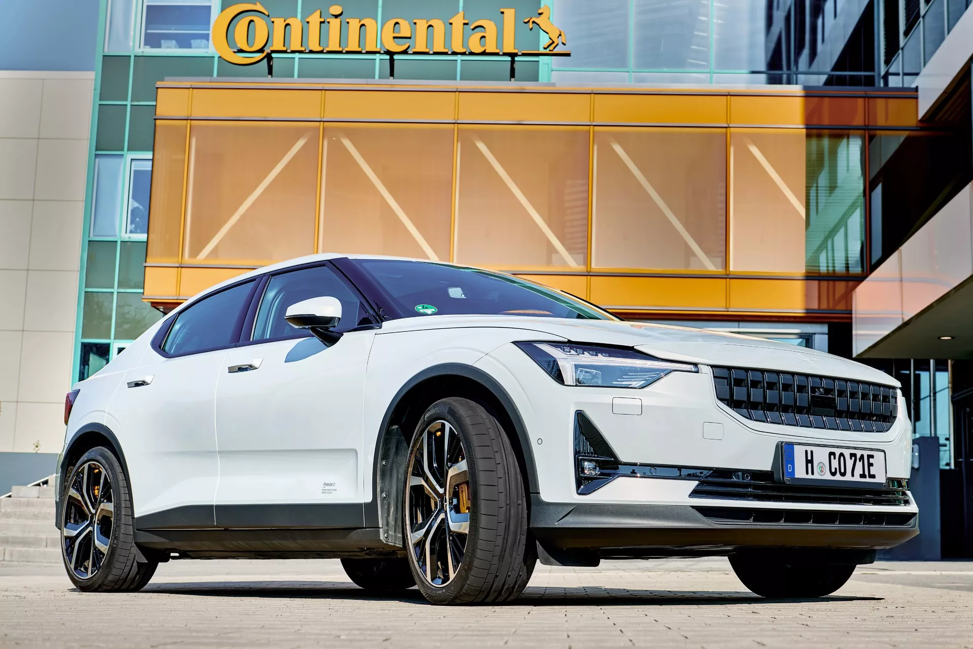 Continental SportContact 6 Obrázek