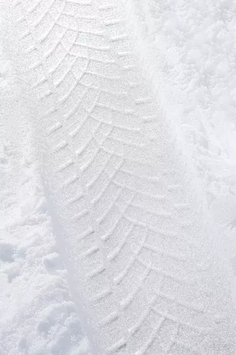 GoodYear UltraGrip Performance+ Miniatura 3744x5616