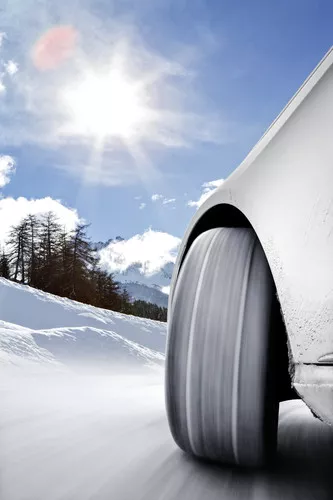 GoodYear UltraGrip Performance+ Miniatura 3744x5616