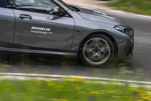 Michelin CrossClimate 3 Sport Miniatura 2000x1333