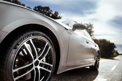 Michelin Pilot Sport 5 Miniatura 2000x1334