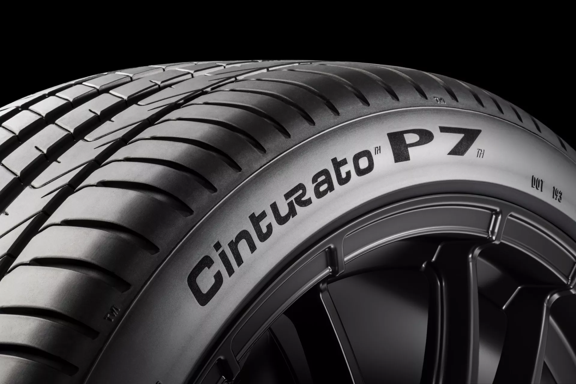 Pirelli Cinturato P7 C2 Obrázek