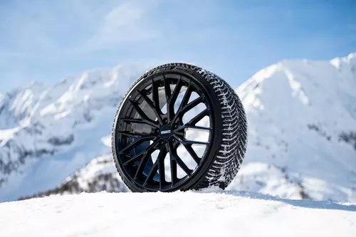 Pirelli P Zero Winter 2 Miniatura 3840x2555